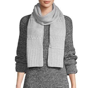 BRAND NEW WITH TAGS UGG WOMEN’S KNIT SCARF
